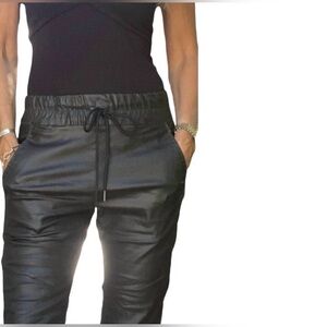 BEVY FLOG Shely drawstring vegan leather dark olive green pants size 30 EUC